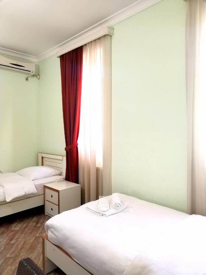 Hotel Blissdom Tbilisi Bagian luar foto